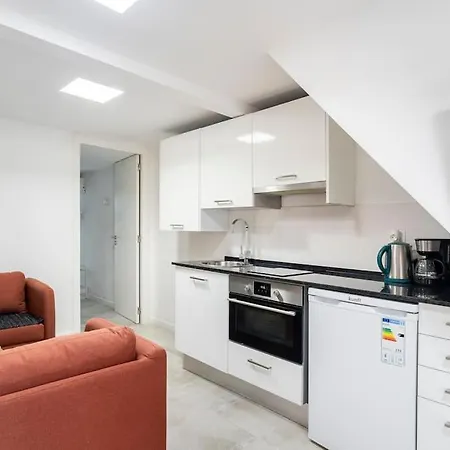 16 Rc - Patio Apartmán Lisboa